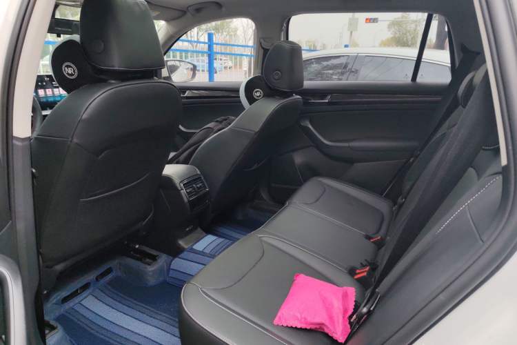 Used Skoda Kodiaq 2024 TSI330 5-Seat Two-Wheel Drive Elite Version Interior 4