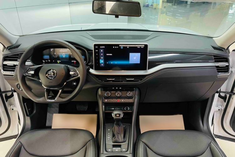 Used Skoda Kodiaq 2024 TSI330 5-Seat Two-Wheel Drive Elite Version Interior 4