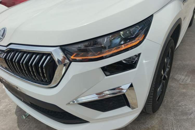 Used Skoda Kodiaq 2024 TSI330 7-Seater Two-Wheel-Drive Luxury Edition Left Front Headlight