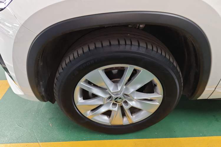 Used Skoda Kodiaq 2024 TSI330 5-Seat Two-Wheel Drive Elite Version Left Front Wheel Hub