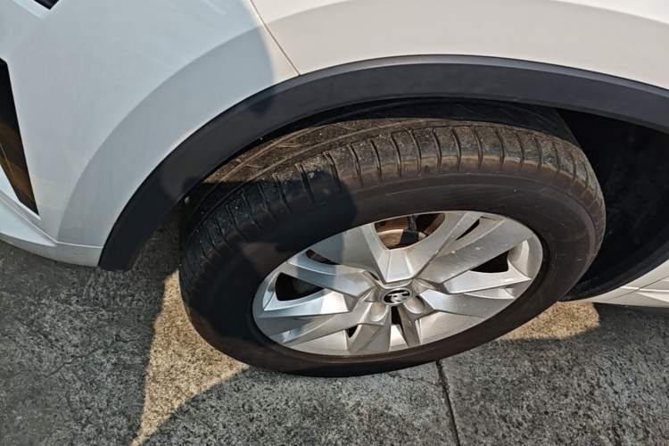 Used Skoda Kodiaq 2024 TSI330 5-Seat Two-Wheel Drive Elite Version Left Front Wheel Hub