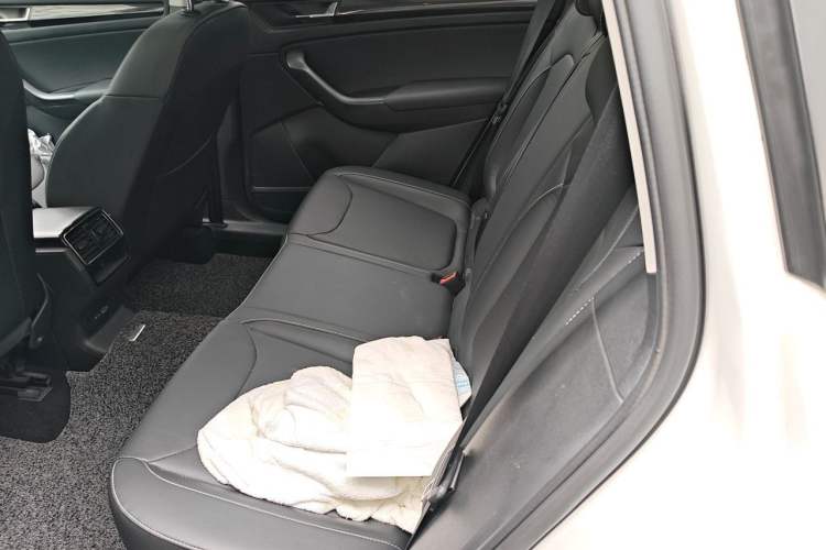 Used Skoda Kodiaq 2024 TSI330 5-Seat Two-Wheel Drive Elite Version Left Rear Seat