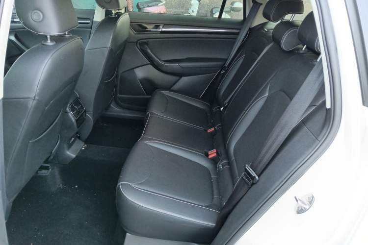 Used Skoda Kodiaq 2024 TSI330 5-Seat Two-Wheel Drive Elite Version Left Rear Seat
