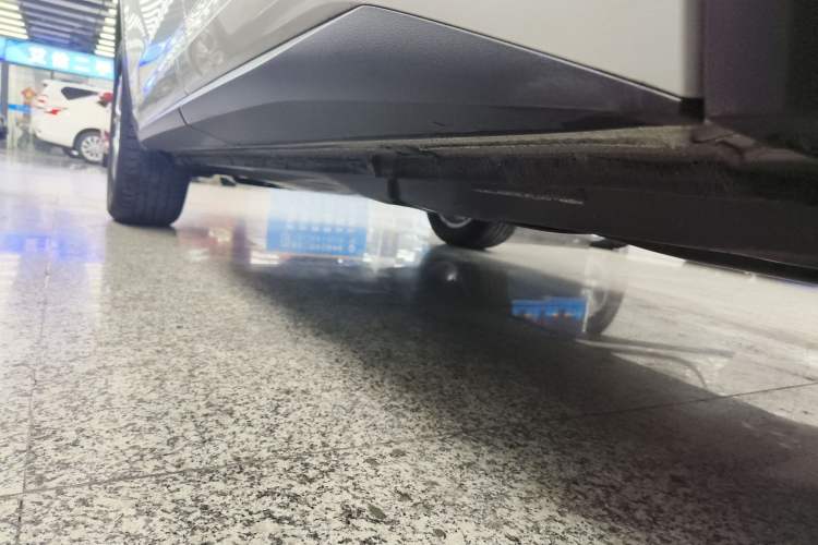 Used Skoda Kodiaq 2024 TSI330 5-Seat Two-Wheel Drive Elite Version Left Side Sill