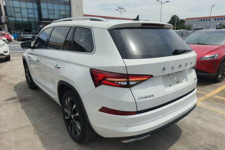 Used Skoda Kodiaq 2024 TSI330 7-Seater Two-Wheel-Drive Luxury Edition Rear Left 45 Deg