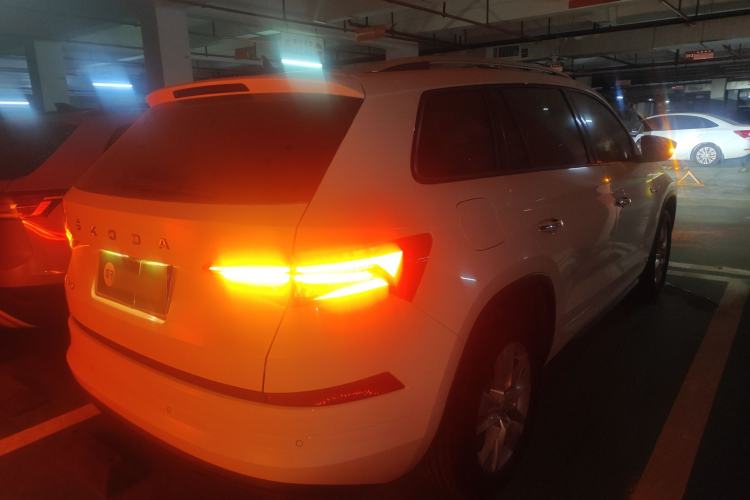 Used Skoda Kodiaq 2024 TSI330 5-Seat Two-Wheel Drive Elite Version Rear Right 45 Deg