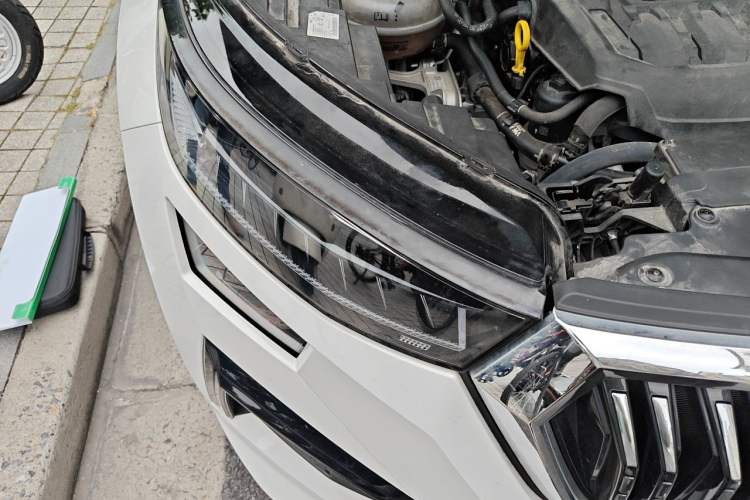 Used Skoda Kodiaq 2024 TSI330 5-Seat Two-Wheel Drive Elite Version Right Front Headlight