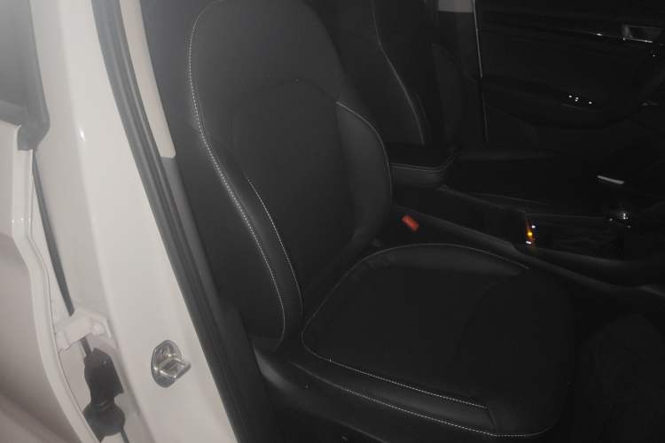 Used Skoda Kodiaq 2024 TSI330 5-Seat Two-Wheel Drive Elite Version Right Front Seat