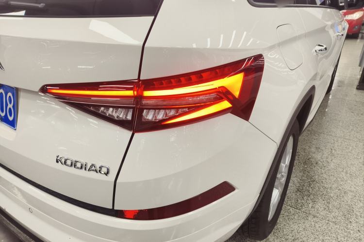 Used Skoda Kodiaq 2024 TSI330 5-Seat Two-Wheel Drive Elite Version Right Rear Taillight