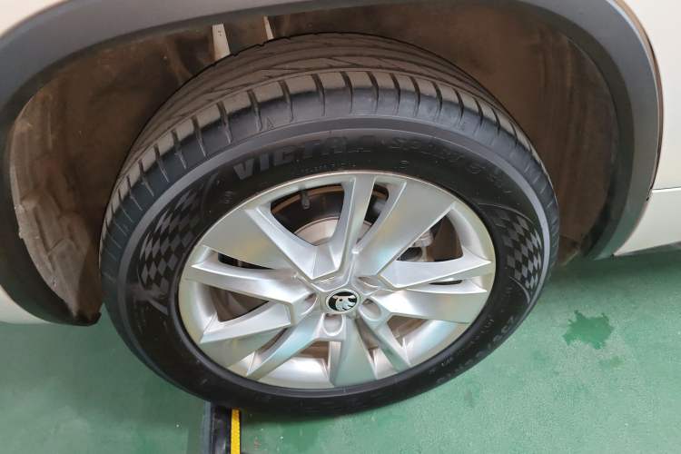 Used Skoda Kodiaq 2024 TSI330 5-Seat Two-Wheel Drive Elite Version Right Rear Wheel Hub