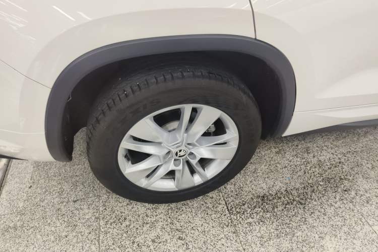 Used Skoda Kodiaq 2024 TSI330 5-Seat Two-Wheel Drive Elite Version Right Rear Wheel Hub