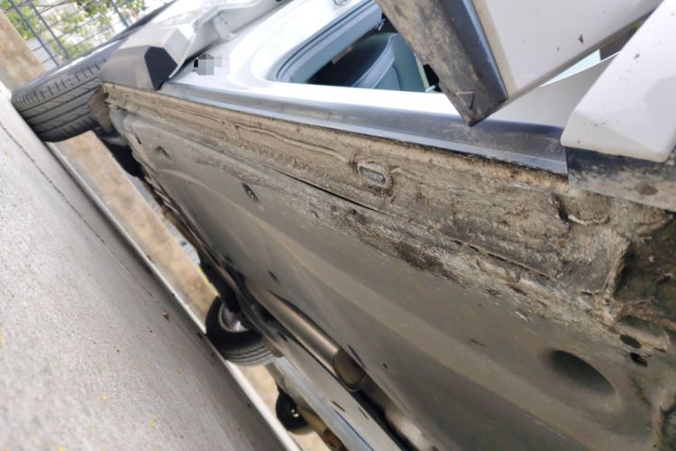 Used Skoda Kodiaq 2024 TSI330 5-Seat Two-Wheel Drive Elite Version Right Side Sill