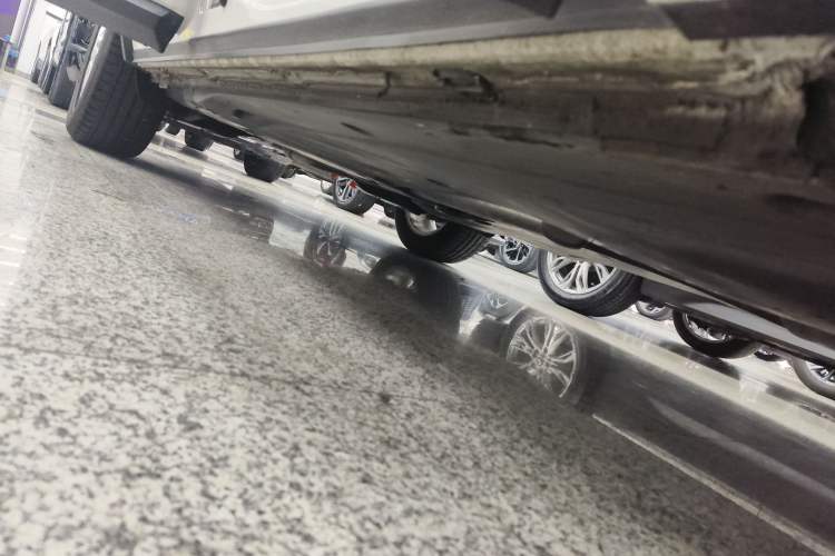 Used Skoda Kodiaq 2024 TSI330 5-Seat Two-Wheel Drive Elite Version Right Side Sill
