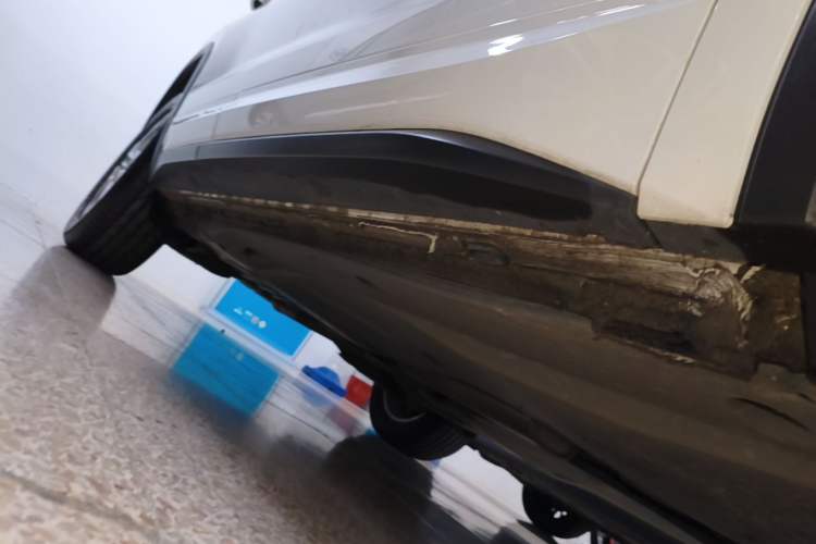 Used Skoda Kodiaq 2024 TSI330 5-Seat Two-Wheel Drive Elite Version Right Side Sill