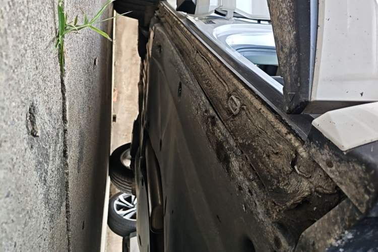 Used Skoda Kodiaq 2024 TSI330 5-Seat Two-Wheel Drive Elite Version Right Side Sill