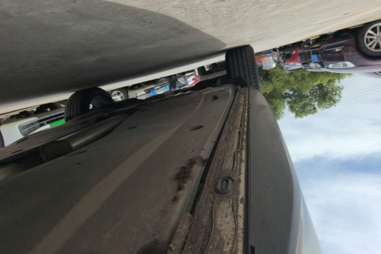 Used Skoda Kodiaq 2024 TSI330 7-Seater Two-Wheel-Drive Luxury Edition Right Side Sill