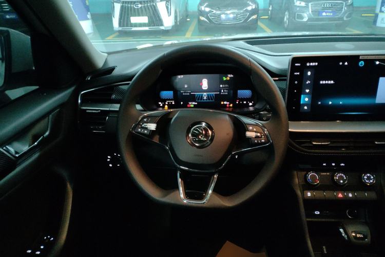 Used Skoda Kodiaq 2024 TSI330 5-Seat Two-Wheel Drive Elite Version Steering Wheel