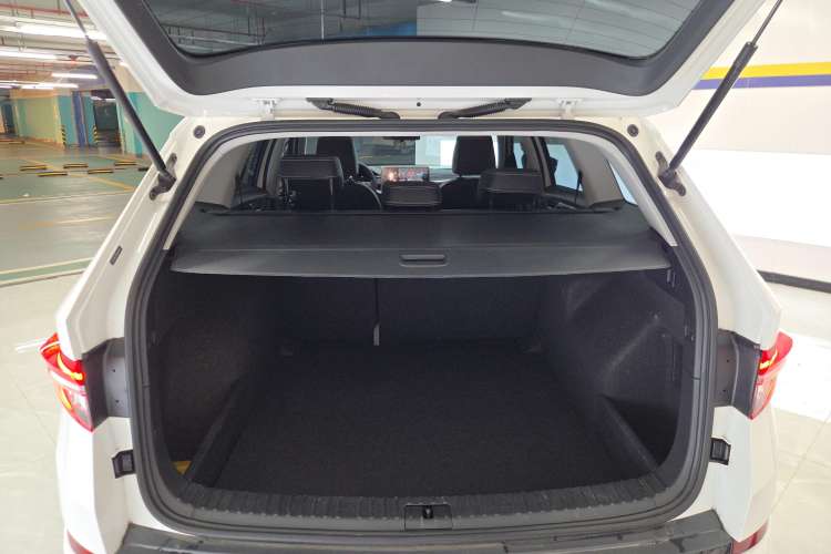 Used Skoda Kodiaq 2024 TSI330 5-Seat Two-Wheel Drive Elite Version Trunk