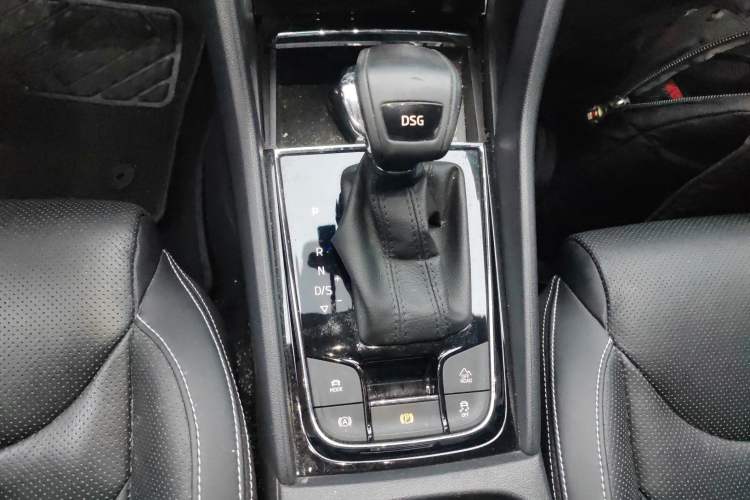 Used Skoda Kodiaq GT 2019 TSI380 4x4 Flagship Model China VI Standard Gear Lever
