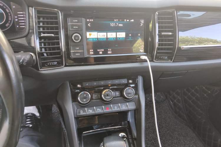 Used Skoda Kodiaq GT 2019 TSI330 Two-Wheel-Drive Luxury Edition China VI Standard Audio And AC Panel