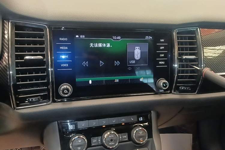 Used Skoda Kodiaq GT 2019 TSI380 4x4 Flagship Model China VI Standard Audio And AC Panel