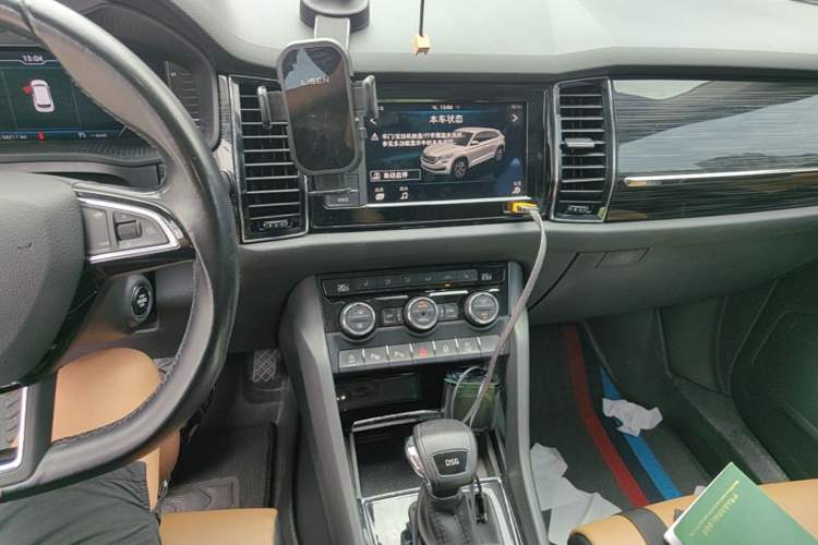 Used Skoda Kodiaq GT 2019 TSI330 Two-Wheel-Drive Luxury Edition China VI Standard Audio And AC Panel