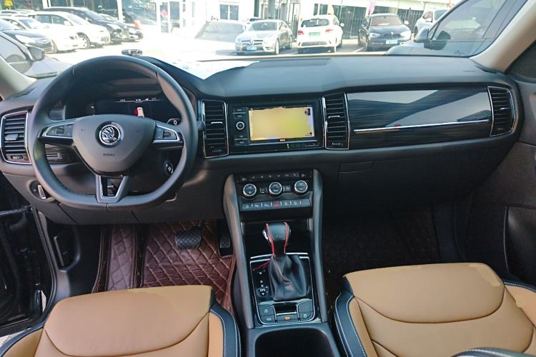 Used Skoda Kodiaq GT 2019 TSI330 Two-Wheel-Drive Luxury Edition China VI Standard Center Console