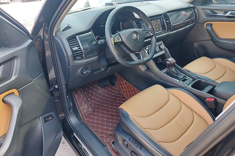Used Skoda Kodiaq GT 2019 TSI330 Two-Wheel-Drive Luxury Edition China VI Standard Driver Seat