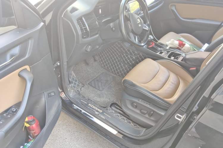 Used Skoda Kodiaq GT 2019 TSI330 Two-Wheel-Drive Luxury Edition China VI Standard Driver Seat