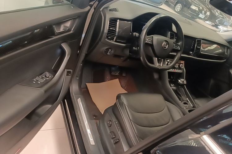 Used Skoda Kodiaq GT 2019 TSI380 4x4 Flagship Model China VI Standard Driver Seat