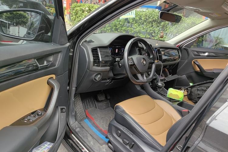 Used Skoda Kodiaq GT 2019 TSI330 Two-Wheel-Drive Luxury Edition China VI Standard Driver Seat