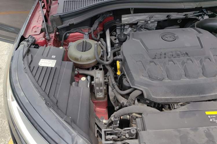 Used Skoda Kodiaq GT 2019 TSI330 Two-Wheel-Drive Luxury Edition China VI Standard Engine Bay Right
