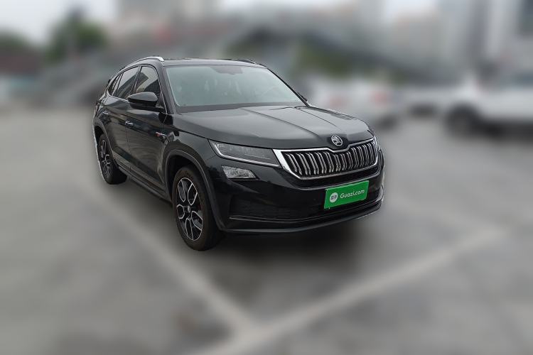 Used Skoda Kodiaq GT 2019 TSI330 Two-Wheel-Drive Luxury Edition China V Standard Front Right 45 Deg