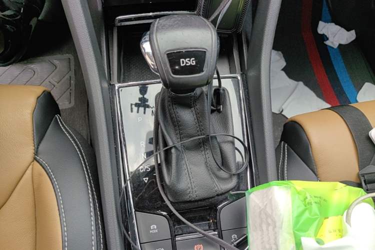 Used Skoda Kodiaq GT 2019 TSI330 Two-Wheel-Drive Luxury Edition China VI Standard Gear Lever