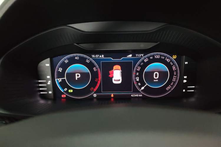 Used Skoda Kodiaq GT 2019 TSI380 4x4 Luxury Edition China VI Standard Instrument Cluster