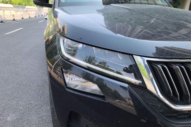 Used Skoda Kodiaq GT 2019 TSI380 4x4 Flagship Model China VI Standard Right Front Headlight
