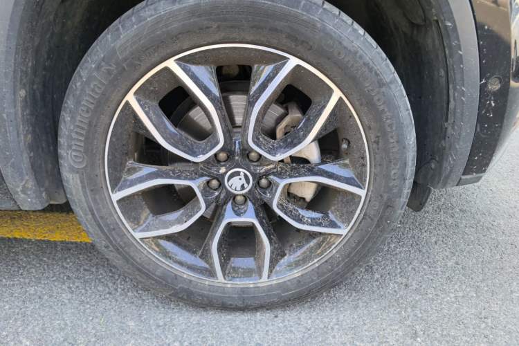 Used Skoda Kodiaq GT 2019 TSI380 4x4 Flagship Model China VI Standard Right Front Wheel Hub