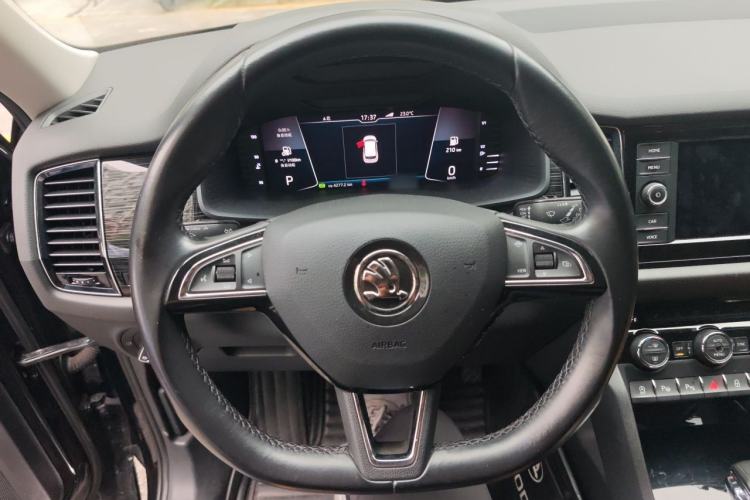 Used Skoda Kodiaq GT 2019 TSI330 Two-Wheel-Drive Luxury Edition China V Standard Steering Wheel
