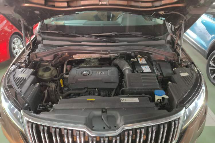 Used Skoda Kodiaq GT 2019 TSI380 4x4 Luxury Edition China VI Standard Engine Bay