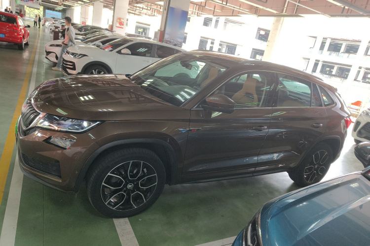 Used Skoda Kodiaq GT 2019 TSI380 4x4 Luxury Edition China VI Standard Left Side