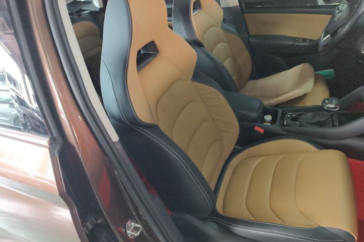 Used Skoda Kodiaq GT 2019 TSI380 4x4 Luxury Edition China VI Standard Right Front Seat