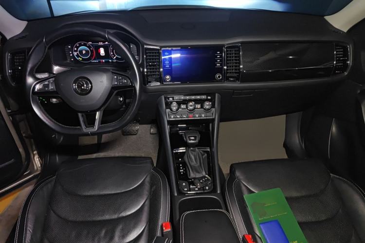 Used Skoda Kodiaq GT 2019 TSI380 4x4 Flagship Model China VI Standard Center Console