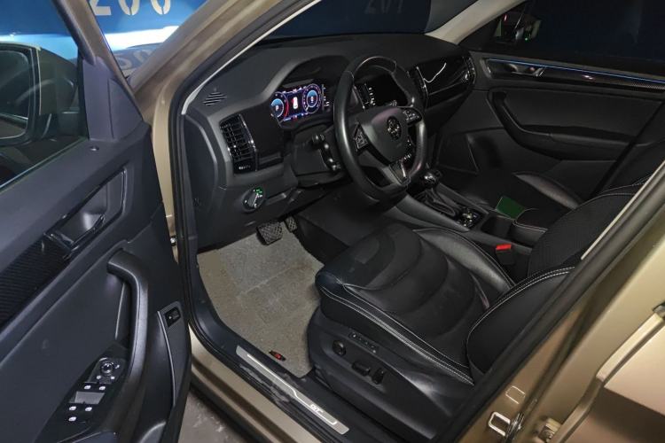 Used Skoda Kodiaq GT 2019 TSI380 4x4 Flagship Model China VI Standard Driver Seat