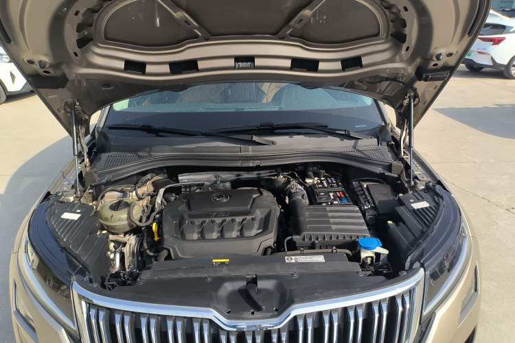 Used Skoda Kodiaq GT 2019 TSI330 Two-Wheel-Drive Luxury Edition China V Standard Engine Bay