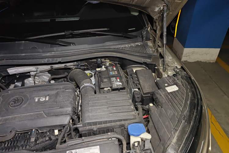 Used Skoda Kodiaq GT 2019 TSI380 4x4 Flagship Model China VI Standard Engine Bay Left