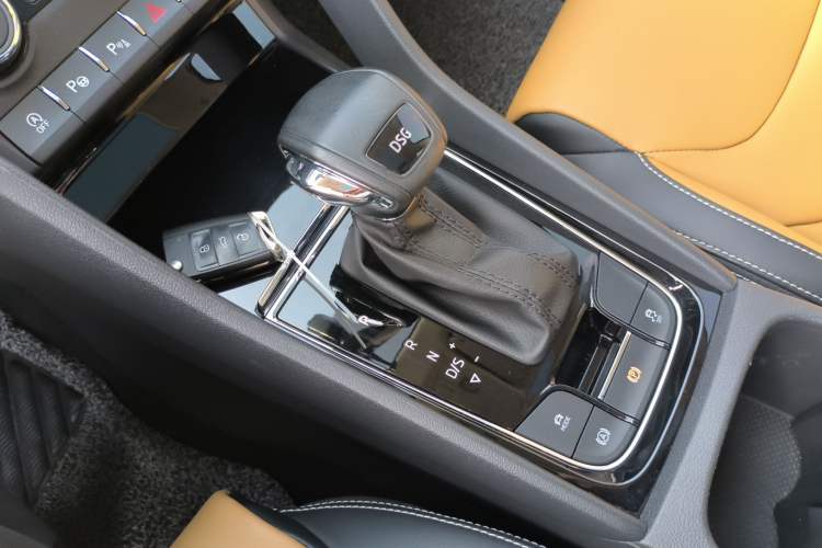 Used Skoda Kodiaq GT 2019 TSI330 Two-Wheel-Drive Luxury Edition China V Standard Gear Lever
