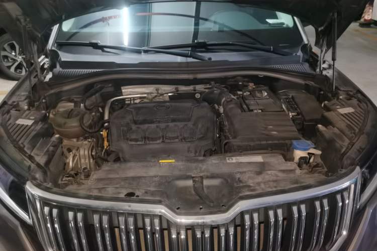 Used Skoda Kodiaq GT 2019 TSI330 Two-Wheel-Drive Luxury Edition China V Standard Engine Bay