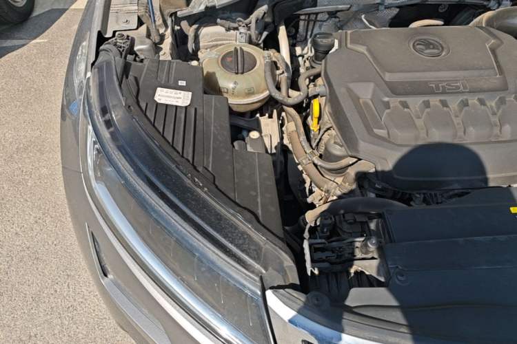 Used Skoda Kodiaq GT 2019 TSI330 Two-Wheel-Drive Luxury Edition China VI Standard Engine Bay Right