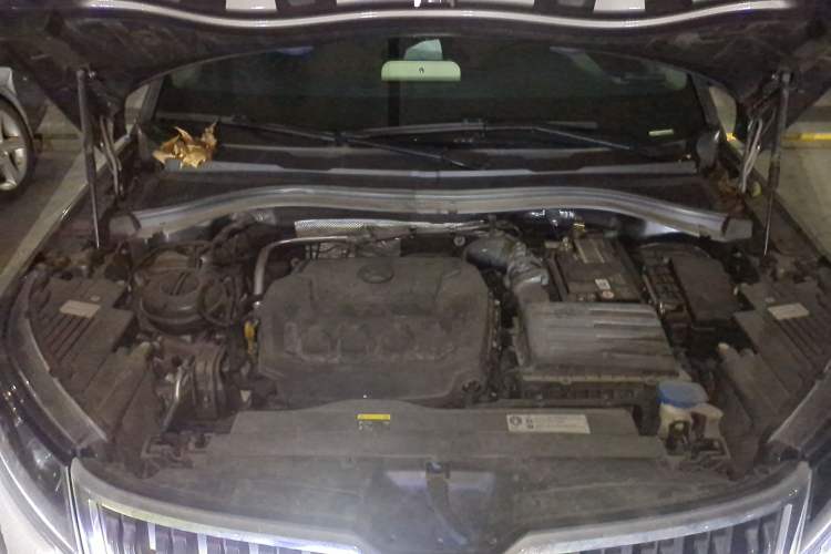 Used Skoda Kodiaq GT 2019 TSI330 Two-Wheel-Drive Luxury Edition China VI Standard Engine Bay