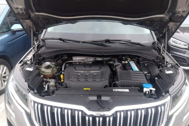 Used Skoda Kodiaq GT 2019 TSI330 Two-Wheel-Drive Luxury Edition China VI Standard Engine Bay